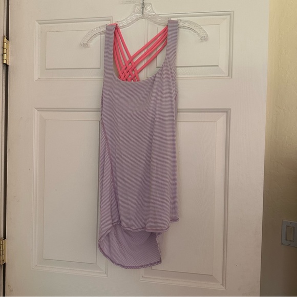 Lululemon Purple Striped Built In Bra Yoga Athletic Tank Top Size 8 - Picture 1 of 9